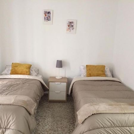 Апартаменты Apartamento Amplio Y Luminoso Plaza America, Wifi Аликанте Экстерьер фото