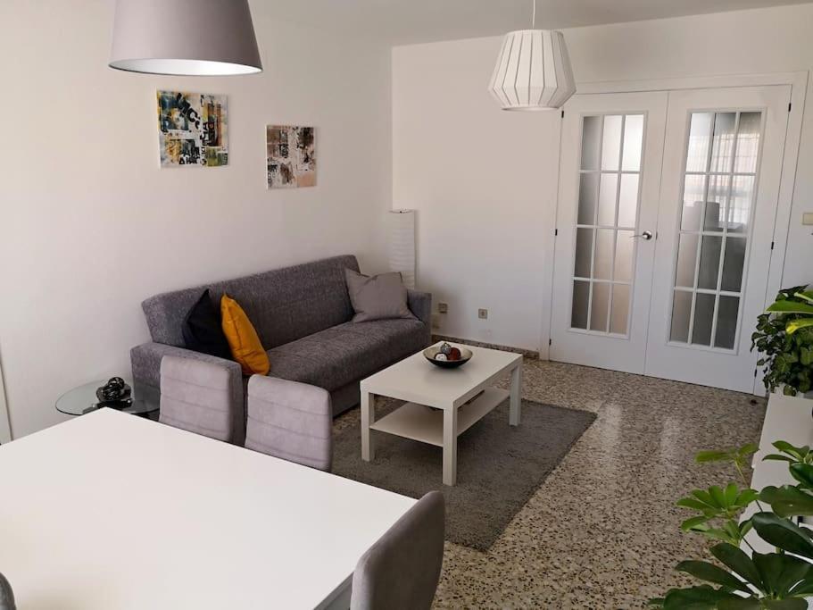 Апартаменты Apartamento Amplio Y Luminoso Plaza America, Wifi Аликанте Экстерьер фото
