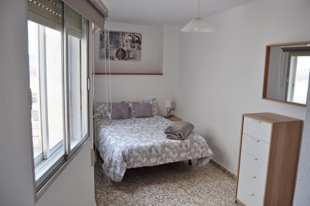 Апартаменты Apartamento Amplio Y Luminoso Plaza America, Wifi Аликанте Экстерьер фото