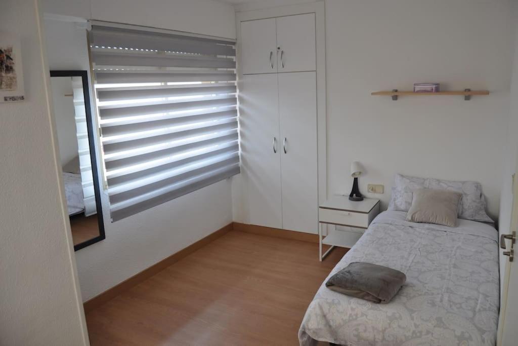 Апартаменты Apartamento Amplio Y Luminoso Plaza America, Wifi Аликанте Экстерьер фото