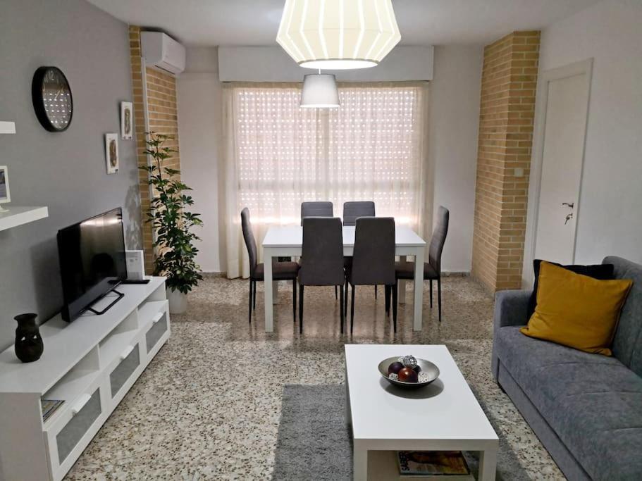 Апартаменты Apartamento Amplio Y Luminoso Plaza America, Wifi Аликанте Экстерьер фото